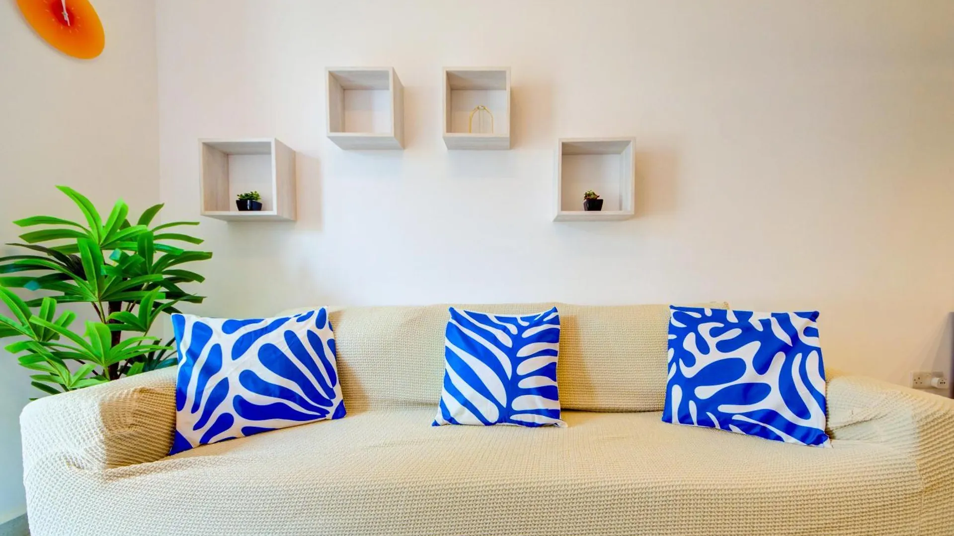 Apartment Amazing Location In St Julian'S, Paceville 2 Bedroom, With Balcony By Vaganza Saint Julian's